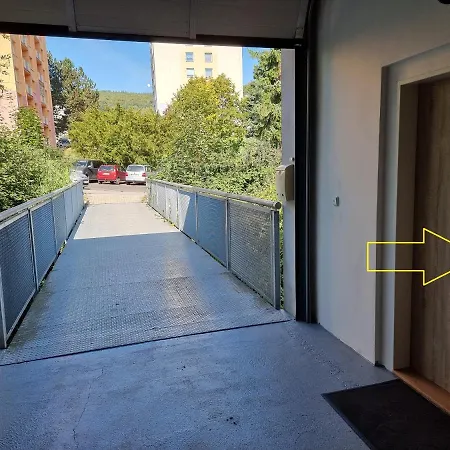 Apartamento Garsoniera Dukla 289 Decin Exterior foto